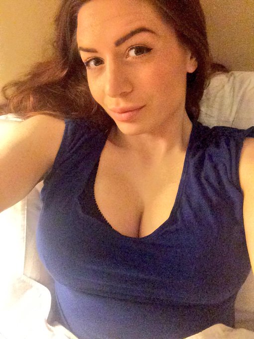 My boobies say good morning now. Miraculous. 😍 http://t.co/lxamDHCNKY<a href="/tag/amazingbeyondwords"class="tags"><span>#amazingbeyondwords</span></a>