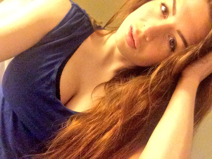 My boobies say good morning now. Miraculous. 😍 http://t.co/lxamDHCNKY<a href="/tag/amazingbeyondwords"class="tags"><span>#amazingbeyondwords</span></a>