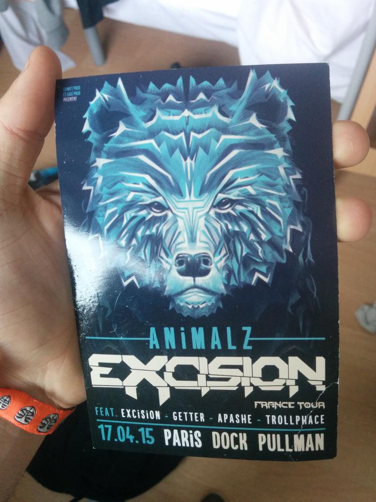 jorgemur96's tweet photo. @pilar1465 @manolomelkor @DreambeachFest En España se han qedado en skrillex mirad la publicidad q daban en Bélgica http://t.co/mUoci9NZzN