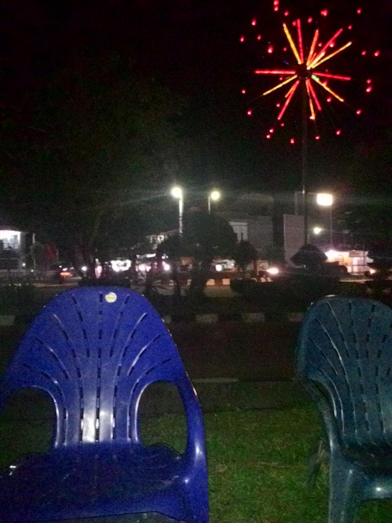 Simpang Lima, Sintang. Mode Malam