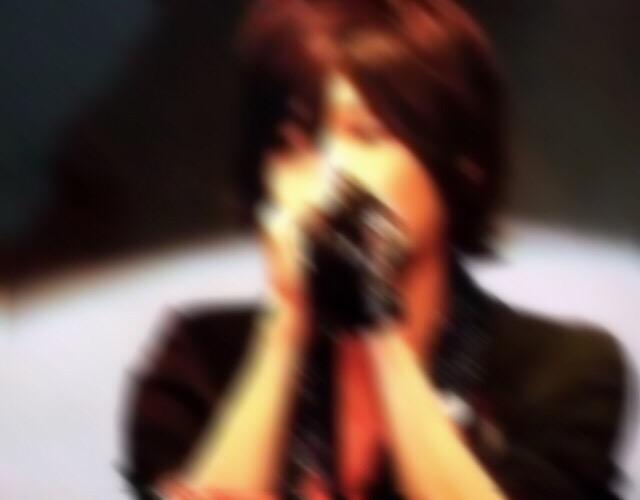 xpdwxx's tweet photo. _

　　　　君　　　　　　を
.

　　“　　　独占　慕い

　　　　　　　　　　　　束縛　　慕い　　　”
.

　　　Rrr　　　　💟　　　　Fff　　
.

.

　　＿＿＿＿＿　　　　誰にも 渡したく無い

_ http://t.co/xvG6F8VeIn