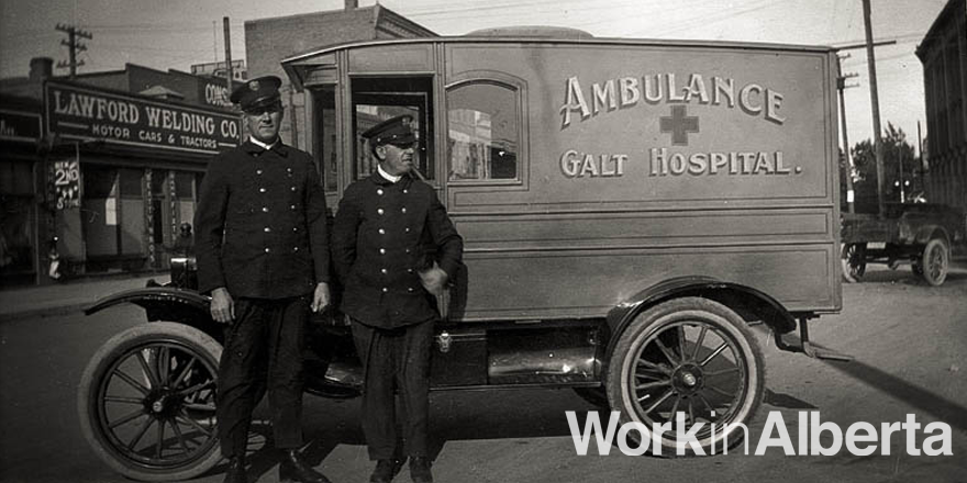 Work_in_Alberta's tweet photo. #ThrowbackThursday: Galt Hospital Ambulance, Canada's 1st joint Fire&amp;Ambulance 1912 @LethbridgeCity #YQL @firenation http://t.co/9yUqHkGJdK