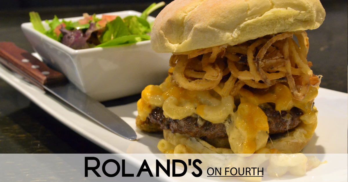 RolandsOnFourth's tweet photo. Have you tried the #ShowbizBurger yet? #Mmm #FoodPorn
#RolandsMenu http://t.co/pL8nXqGKNE