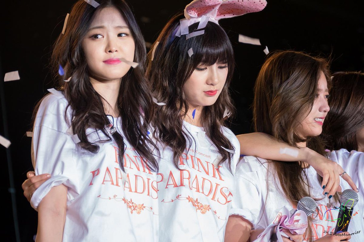 jiahong90's tweet photo. 20 New Photos added to album
#Apink #ApinkSG #PinkParadiseSG
https://t.co/o9la9DlH7S http://t.co/M0lpq4ouKv