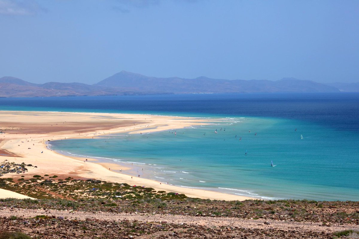 EspanaEnLatam's tweet photo. #Fuerteventura
Algunas de las playas más grandes de España se encuentran en esta isla de #Canarias
#visitspain http://t.co/wXmJE3GNkA