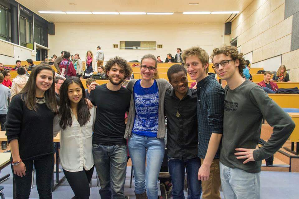 JCUTBM's tweet photo. Les photos du club reflex de la présentation de la JCU ! :) Merci a tous d'être venu ! 
Bonne soirée tout le monde ! http://t.co/I58rIwKq4J