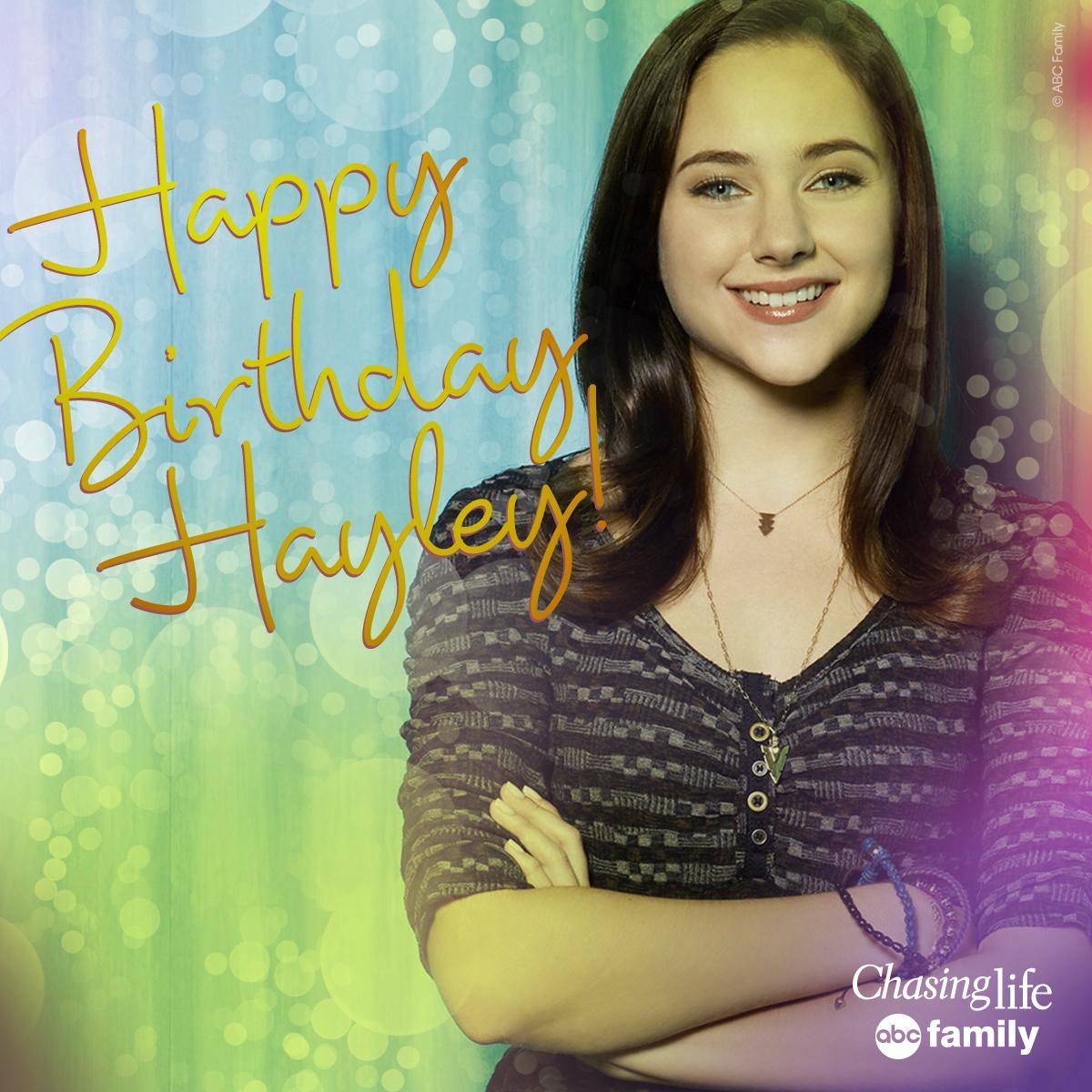 Hoje também é aniversário de Haley Ramm, a Brenna de Happy birthday, 