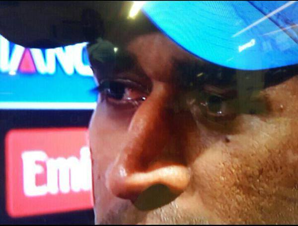 Tear In Eyes, Still Smile On Face. :) #ShameOnTimesNow #DareToBeDhoni #IndvsAus #AUSvIND #WeGaveItBack #CWC15
