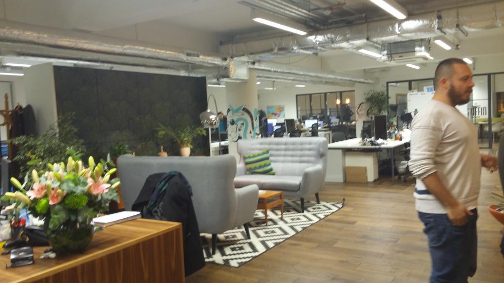 crypto_jesus's tweet image. Gathering for the #shoreditchjs #js meetup in the  #skimlinks office