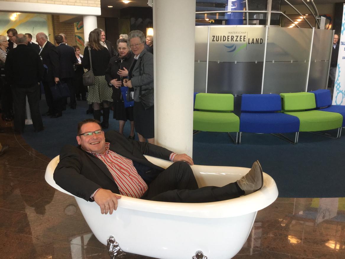 Roelof Tiede Oost tweet media