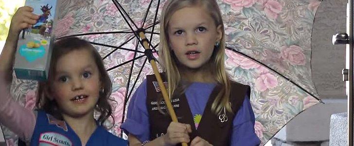 POPSUGARMoms's tweet photo. WATCH: @GirlScouts cover Taylor Swift's Blank Space in most convincing cookie pitch ever http://t.co/iFpu6FwawF http://t.co/zrfSNgP4wd