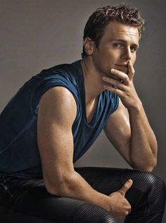 Happy Birthday Jonathan Groff  