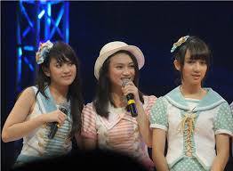 M_ArifDarmawan's tweet photo. Wah wah, tadi nemu ini, ada @nabilahjkt48 @melodyjkt48 dan @achanjkt48 , cantik2 semua eui http://t.co/Qq12krm2su