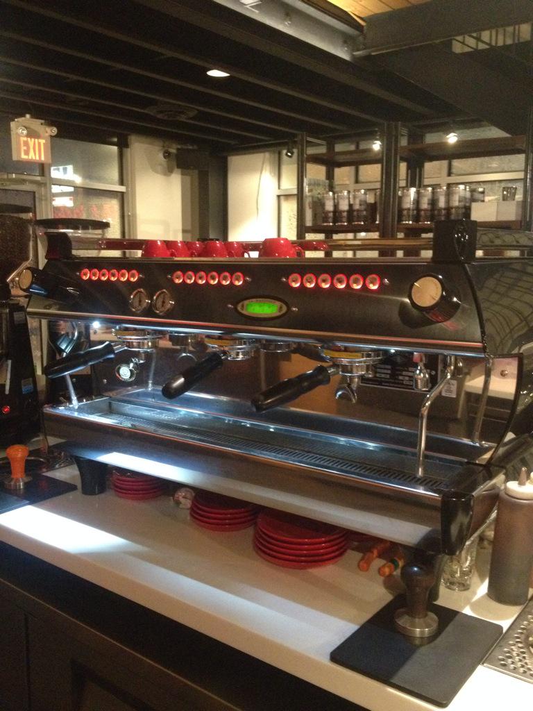 jonnysjava's tweet photo. Selling our 3 group #lamarzocco GB5 DM if interested. http://t.co/irsxS0dcg1