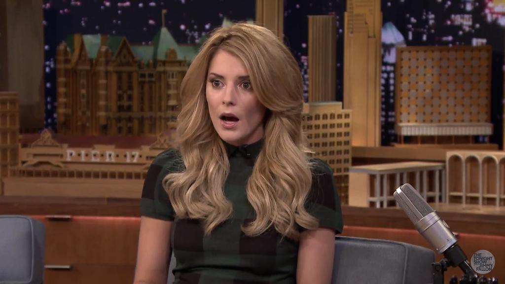 kleinsasa's tweet photo. @gracehelbig Loved you seeing on @FallonTonight 😊 Here my fave moments #GraceOnFallon http://t.co/YHJcTeDwff