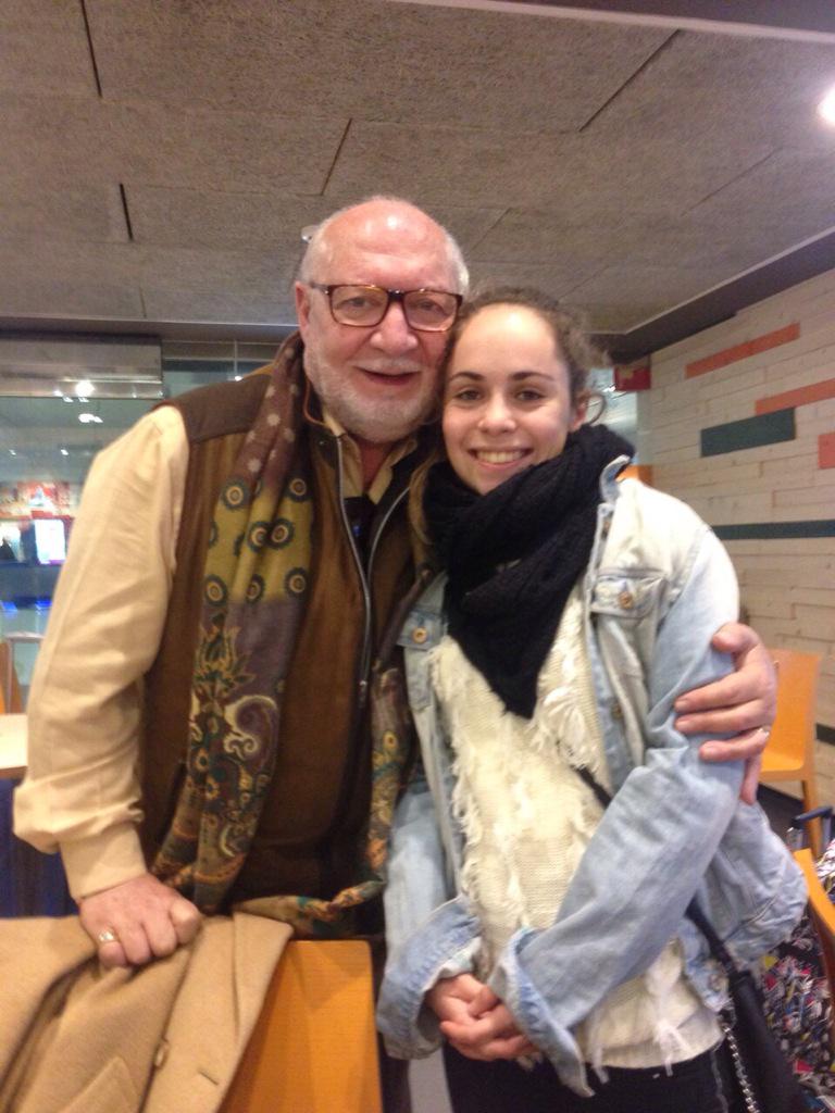Sanlesito's tweet photo. Fan absoluto de esta imagen:
@cris_ferrero y Avelino

. http://t.co/jz8kz3Jm5y