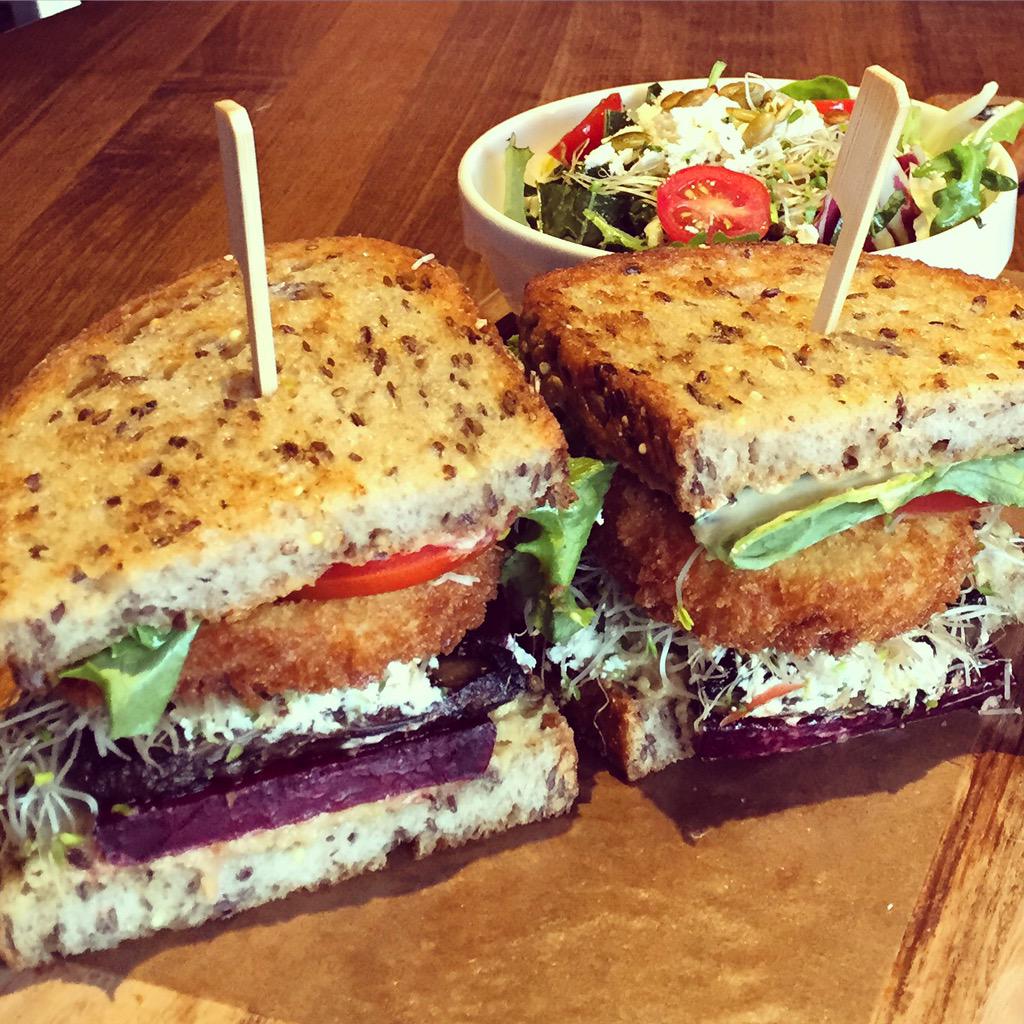 dgbars's tweet photo. Awesome product development @TAPandBARREL #TapTestKitchen with @ChefBEverett yesterday.. lots of @ocean_wise #Salmon http://t.co/wUNCQ8nM71