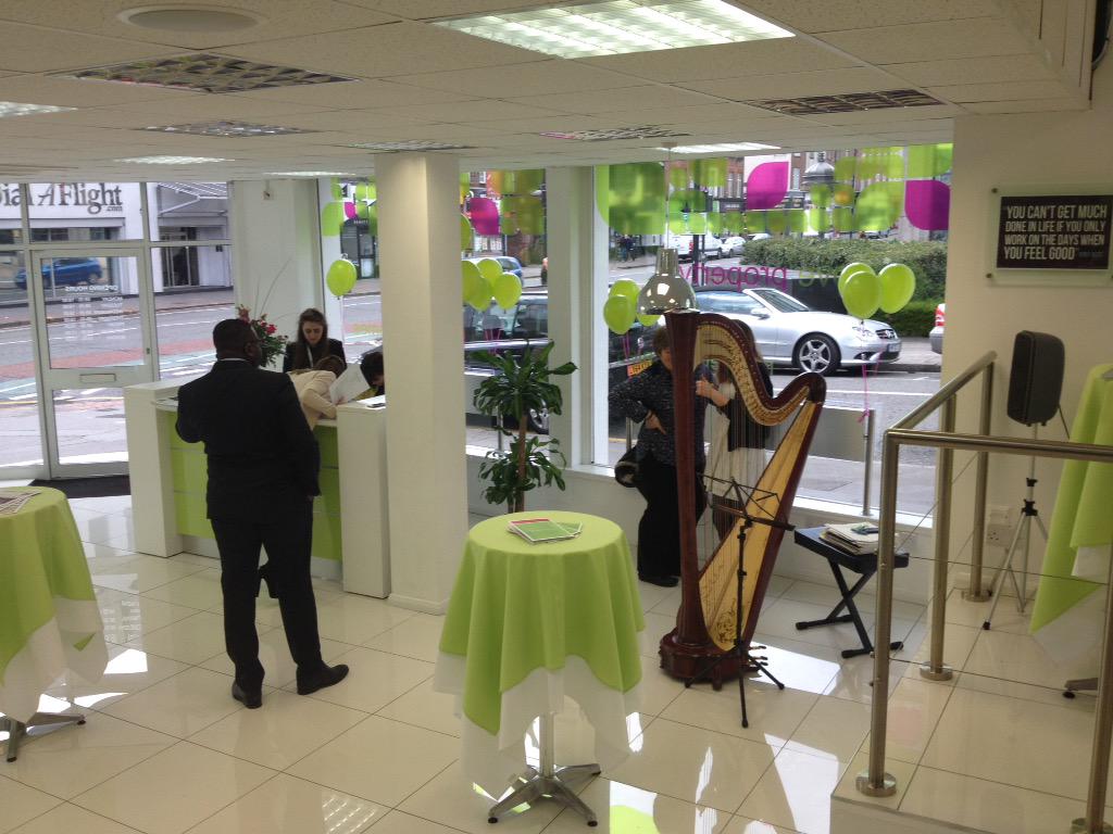 StreetsAheadCC's tweet photo. .@wwwstreetsahead 25th anniversary at the #croydon central office http://t.co/Lvk1EKof0S