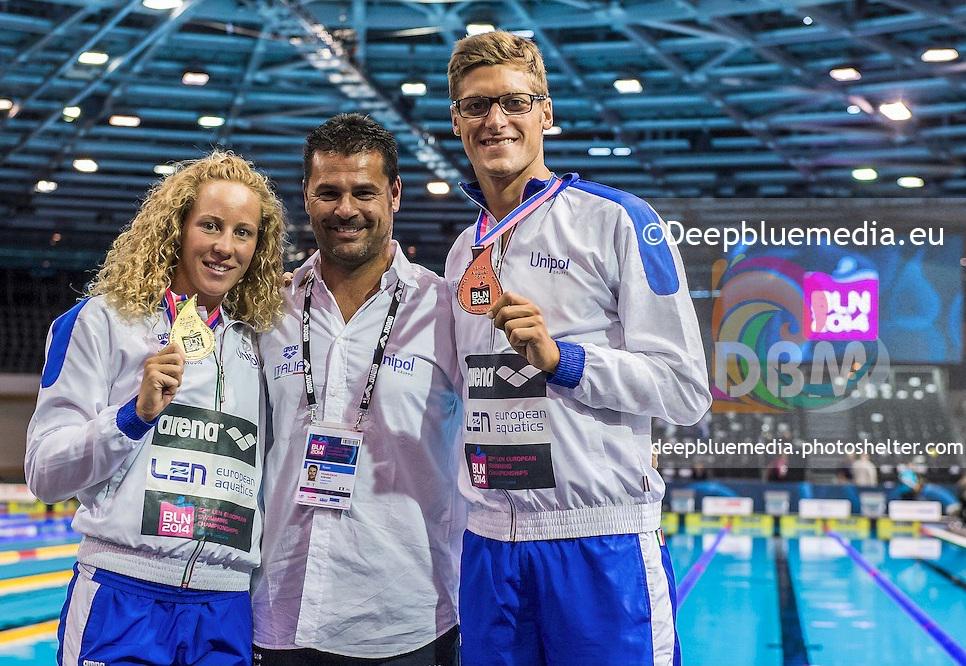 #BuonCompleanno <a href="/chiara_mas/">Chiara Masini L.</a> da #deepbluemediateam!!! <a href="/FINOfficial_/">Federnuoto</a> <a href="/arenaitalia/">arena Italia</a> <a href="/NuotoLivorno/">Nuoto Livorno</a> #BLN2014 <a href="/GSForestale/">G. S. Forestale</a>