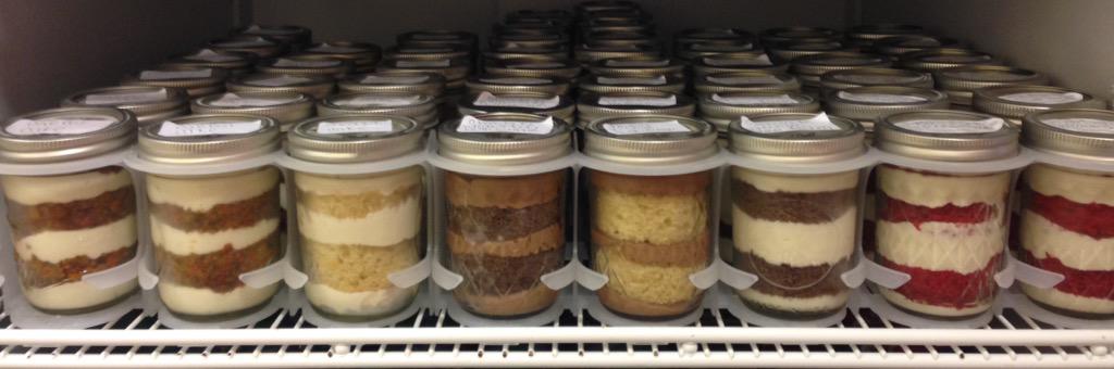 stuffedwichNC's tweet photo. Our cakes in a jar have been a huge hit! We now have 6 flavors! #getstuffed #cakesinajar #stuffedwich http://t.co/Gomqbt6hy3