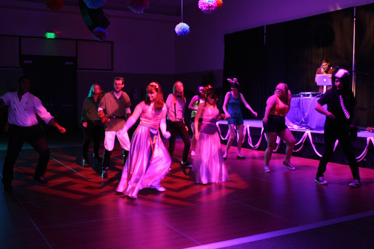 _Marlyn27's tweet image. #FBF-Pride Prom 2013. This year&apos;s pride prom will be on May 28. Visit the #SMSU Pride Center for more info #CSUSBSMSU