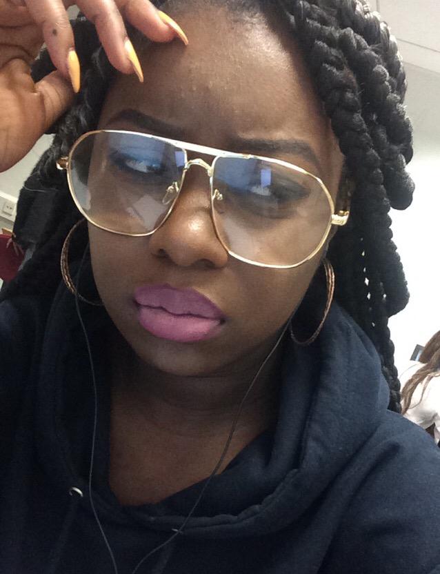 Comanda_x's tweet photo. my face anytime next people use my lingo :/ #weaintcool #howverynonsense http://t.co/WWX0Cr9TOj