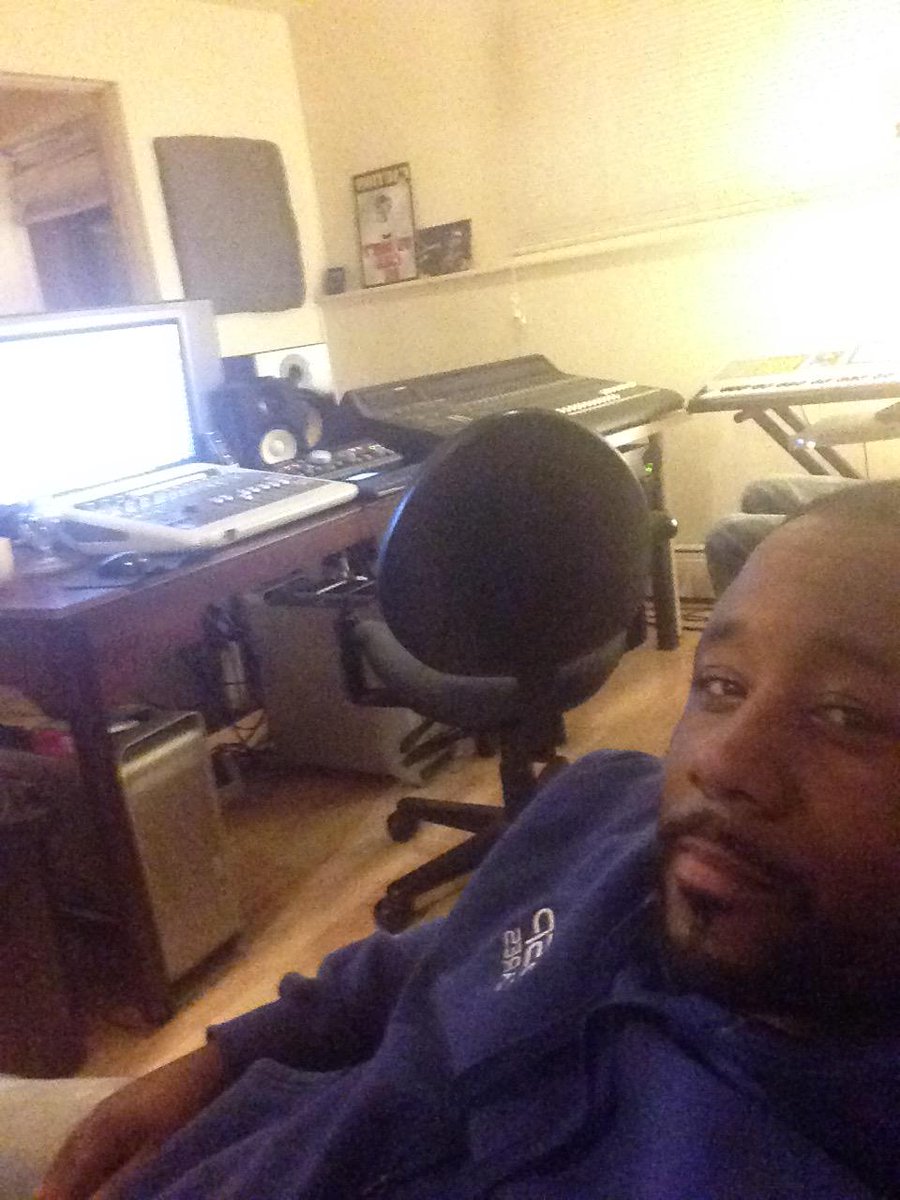 letsworkmgmt's tweet image. Stay working @TeamHauff #strawberry new music @IAmBAMALINO #crackedseals