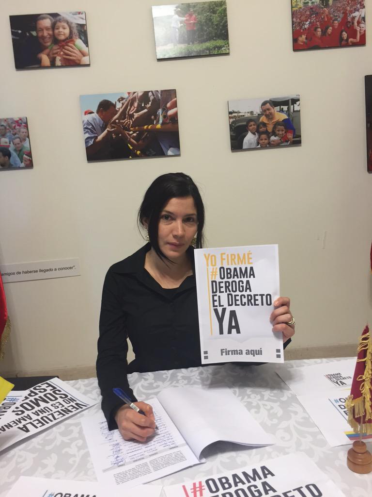 EmbaMarruecosve's tweet photo. En #Marruecos se solidarizan con la Patria de Bolívar y Chávez. #VenezuelaEsEsperanza  .@vencancilleria http://t.co/kRmx5RuWfS