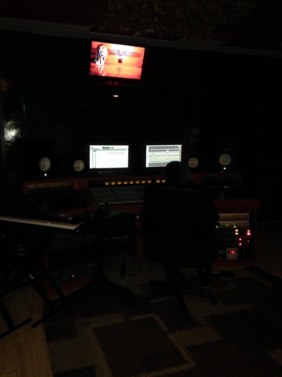 letsworkmgmt's tweet image. In the lab @IAmBAMALINO #Rx2 coming after #Crackedseals