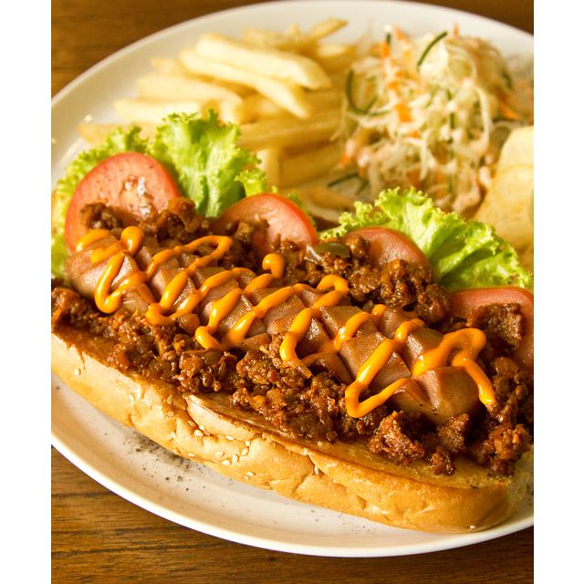 Kuliner_Bandung's tweet photo. Nongkrong asik di @PopoloBurger Top Rekomendasi makan Burger di Bandung! Jl.Bengawan No.22 - Lt.2 http://t.co/5HFDTOVgPm