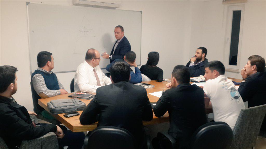 Yürütme Kurulu Toplantımızı gerçekleştiriyoruz #MuratpaşaDahaGüçlü <a href="/rizasumer/">Av.Rıza SÜMER</a> <a href="/a_isikhan/">abdullah ışıkhan</a> @OsmaDirican15 <a href="/hasanbzdmr/">Hasan Bozdemir</a>