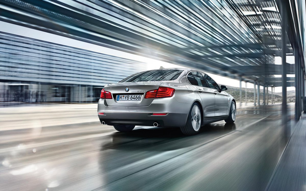 The #5SeriesSedan is impressive at first glance. Book a test drive today: bit.ly/1EkFhtt