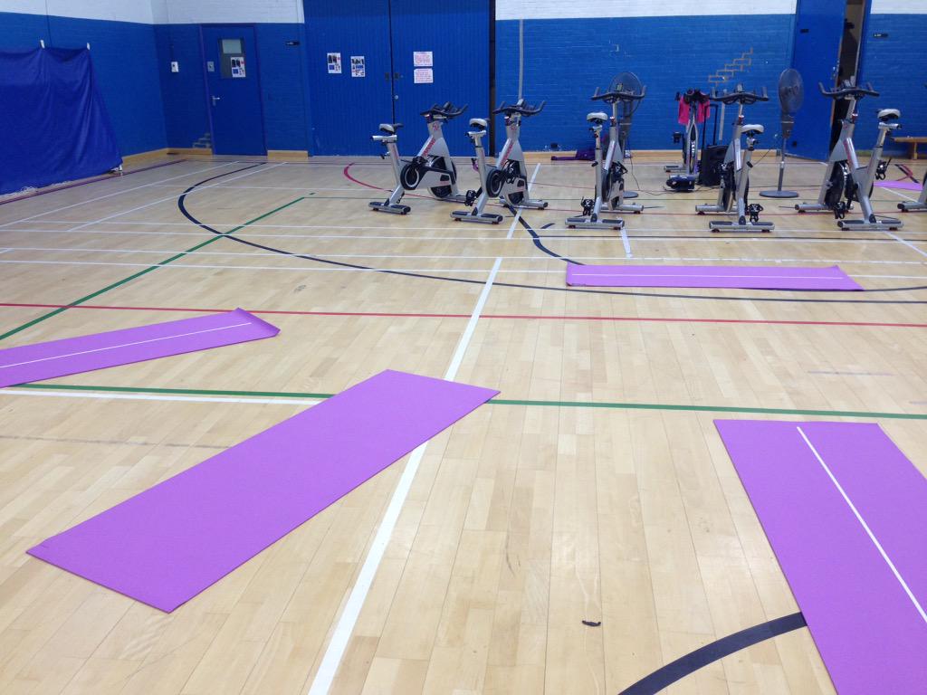 littlejogger's tweet image. Getting ready for #Spin and #Abs @SportSolent #AfterWorkWorkout #Fitness #SpinToWin