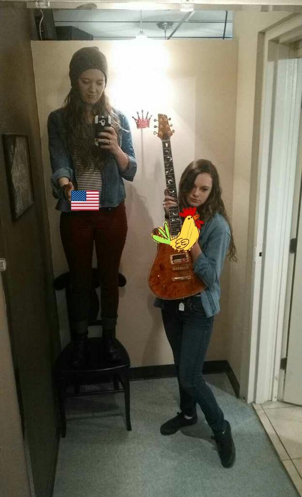 klellynicole's tweet photo. Telling this girl she's beautiful, and hope her day is glorious. @Arielle_Little1  #pouchup #ilovemytwin #ewEmotion http://t.co/UQDyNpS9WT