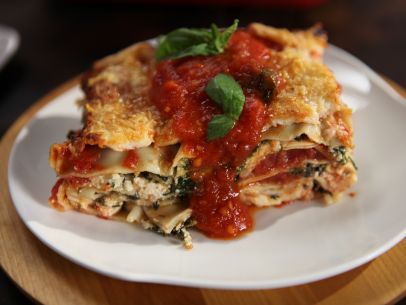 proequitystl's tweet photo. Did someone say Spinach Lasagna? #Yum #NationalSpinachDay
http://t.co/uhLbW31tU1 http://t.co/axTQdOVEwb