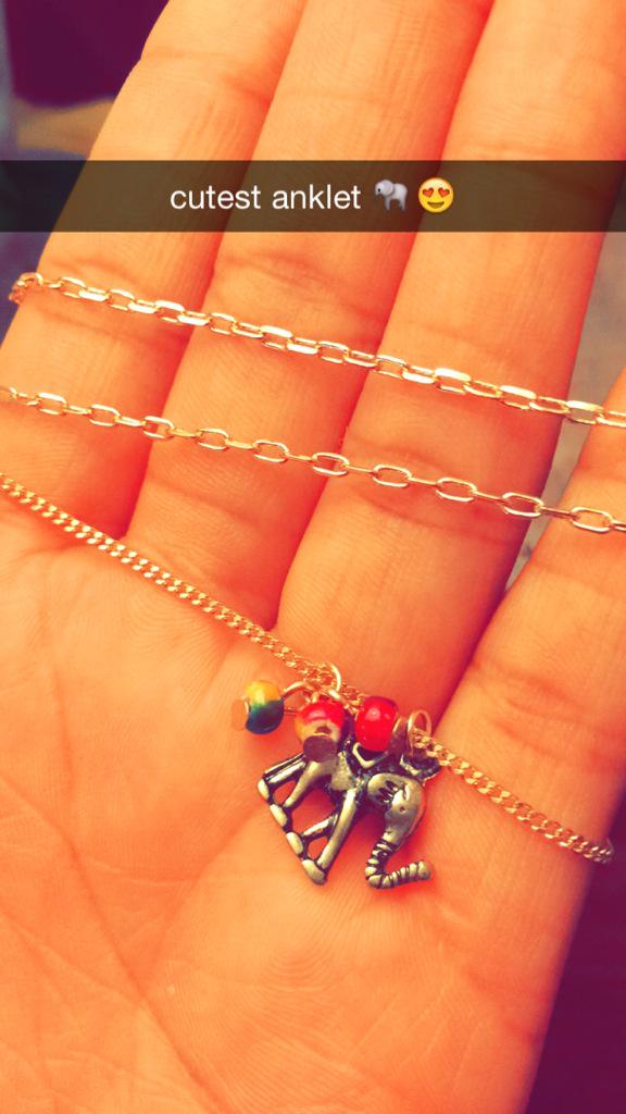 skadinaa's tweet image. Favorite pick ups of the day 👠🐘😻 #TargetAddict