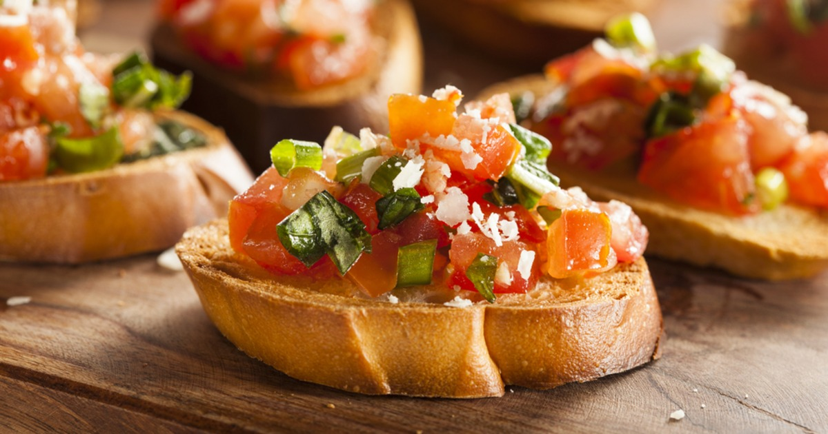 framesandimages's tweet image. These retail companies proved that using food as a marketing and sales tool works: otbd.it/HcViP4