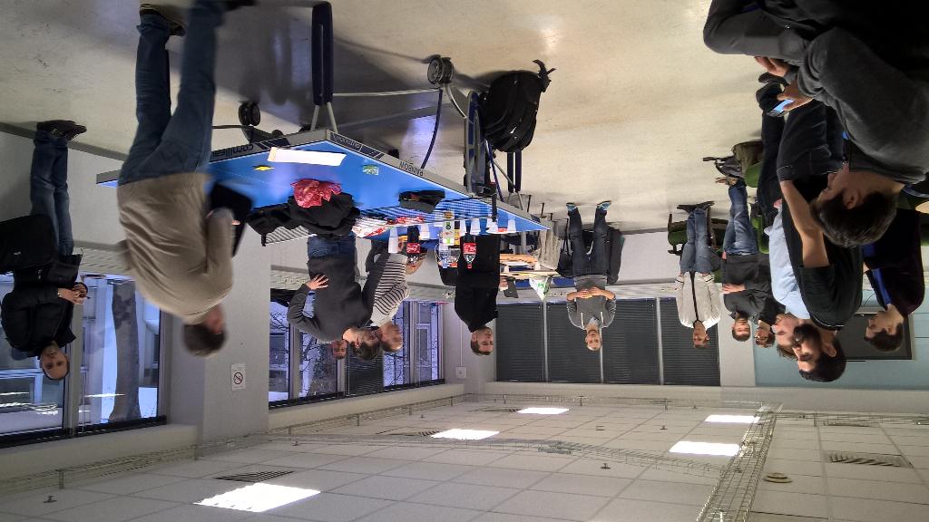 MarcAudefroy's tweet image. Le meetup #RennesJS, ça commence. Une vingtaine de personnes. :)