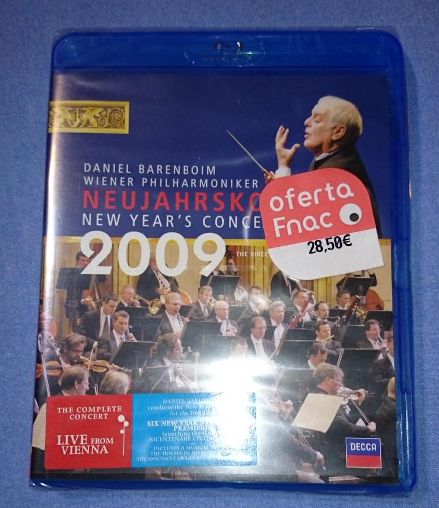 SalteadorNeo™ 🐦 (@salteadorneo_34) on Twitter photo Qué contento he salido de la <a href="/Fnac_Donostia/">Fnac Donostia</a> con esta compra, buff, qué buena. Todo una compra de diez.
#Compra Qué contento he salido de la <a href="/Fnac_Donostia/">Fnac Donostia</a> con esta compra, buff, qué buena. Todo una compra de diez.
#Compra