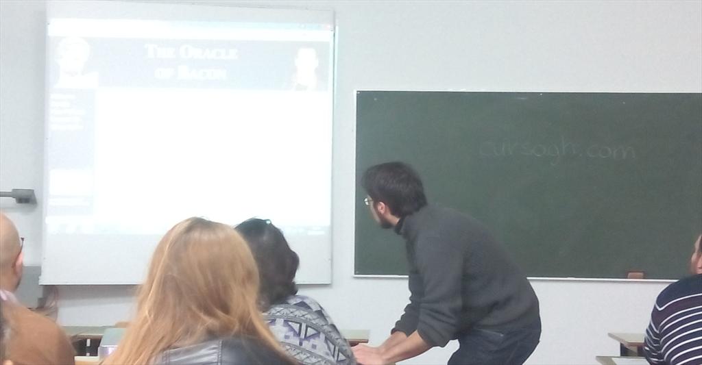 WillyRodriguezC's tweet photo. Teoría de los 6 grados separación y elementos de una web #cursoGH con @Manz. Experimentos de #CrowthHacking http://t.co/YF1zqDckkN