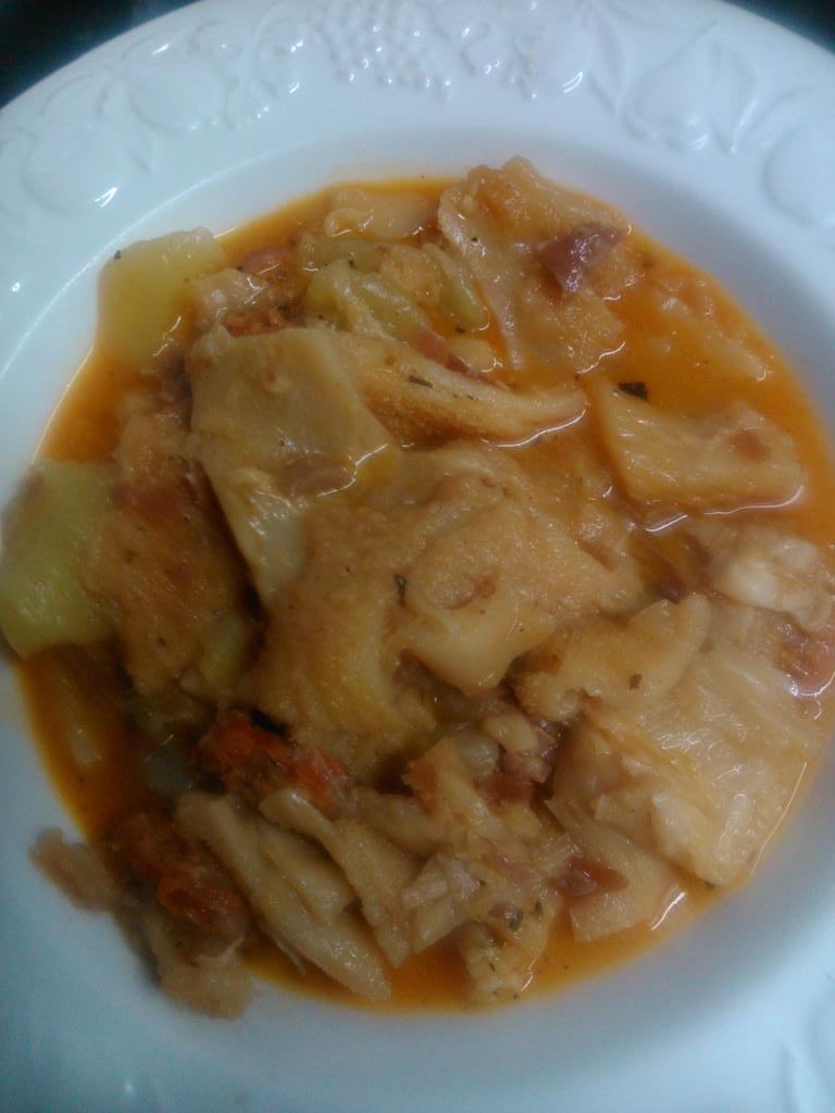 100vinagretes's tweet photo. @eskacimat Avui al @tataurestaurant us faig el #platmusical Us convertiu amb uns callos! Recepta de més de 70 anys! http://t.co/UdV0q6Cz5I