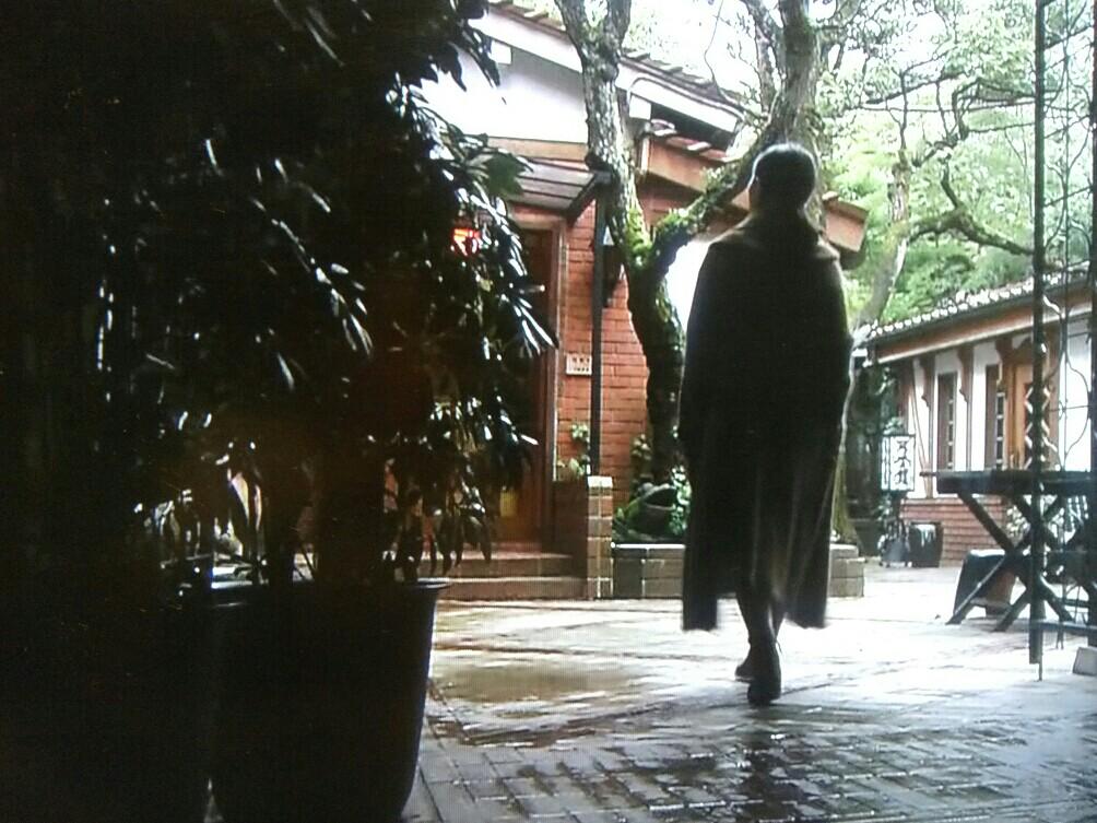 Yu 宮沢賢治記念館は山猫軒とあわせて行きたいな 写真は 鶴田真由さん旅人の宮沢賢治の特番から 衣装はジョンストンズ ヨーガンレール ケラスス等 スタイリストは鈴木えりこさんによるもの Http T Co D147uttusr