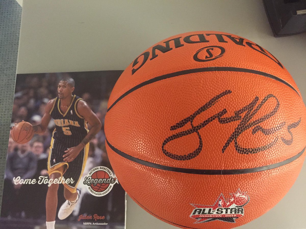 NBAalumni's tweet image. #MarchMadness fans, who yall got for the #EliteEight? Don’t forget to follow/RT us to win a signed @jalenrose bball!