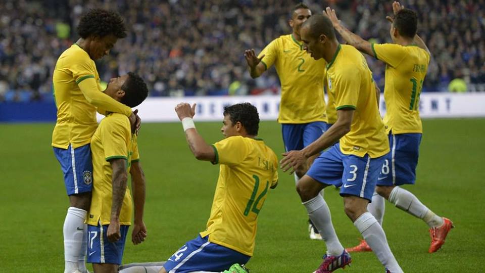 FourFourTwoMex's tweet photo. Brasil vino de atrás y venció 3-1 en amistoso a Francia https://t.co/Cy7pkS1tR3 http://t.co/kUCfORWqtq
