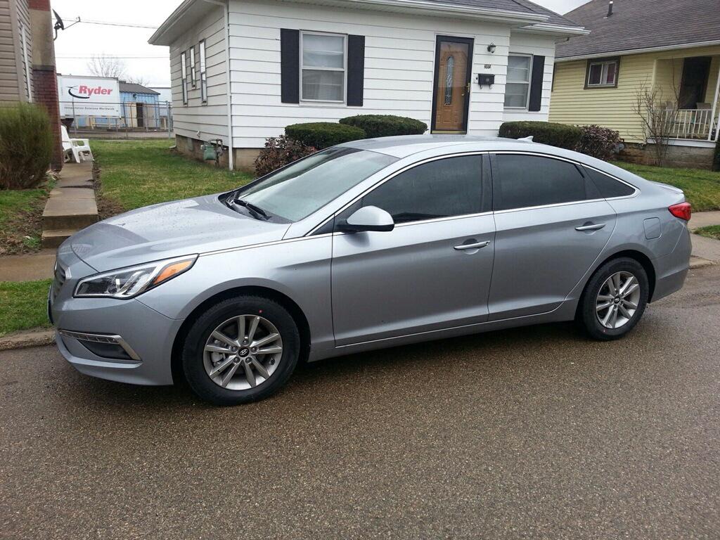 RyanTanner11's tweet photo. Bye bye bike and junk car. Hello new car http://t.co/Y8aPeMyjEI