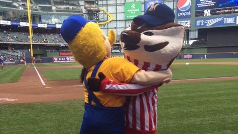 Milwaukee Brewers tweet media