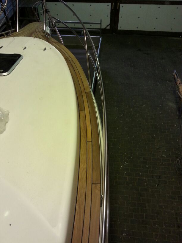 maatwerkxl's tweet photo. Weer een mooi teakdek op geleverd. http://t.co/OwYXgSWcmW http://t.co/P5ncT8rIh6