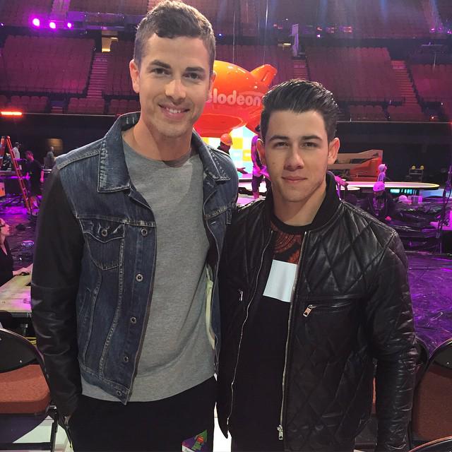 eentertainment's tweet photo. "No one is off limits." @NickJonas tells us who he wants to slime at the #KidsChoiceAwards: https://t.co/FptV0OgFKV http://t.co/dknrekoRQ2