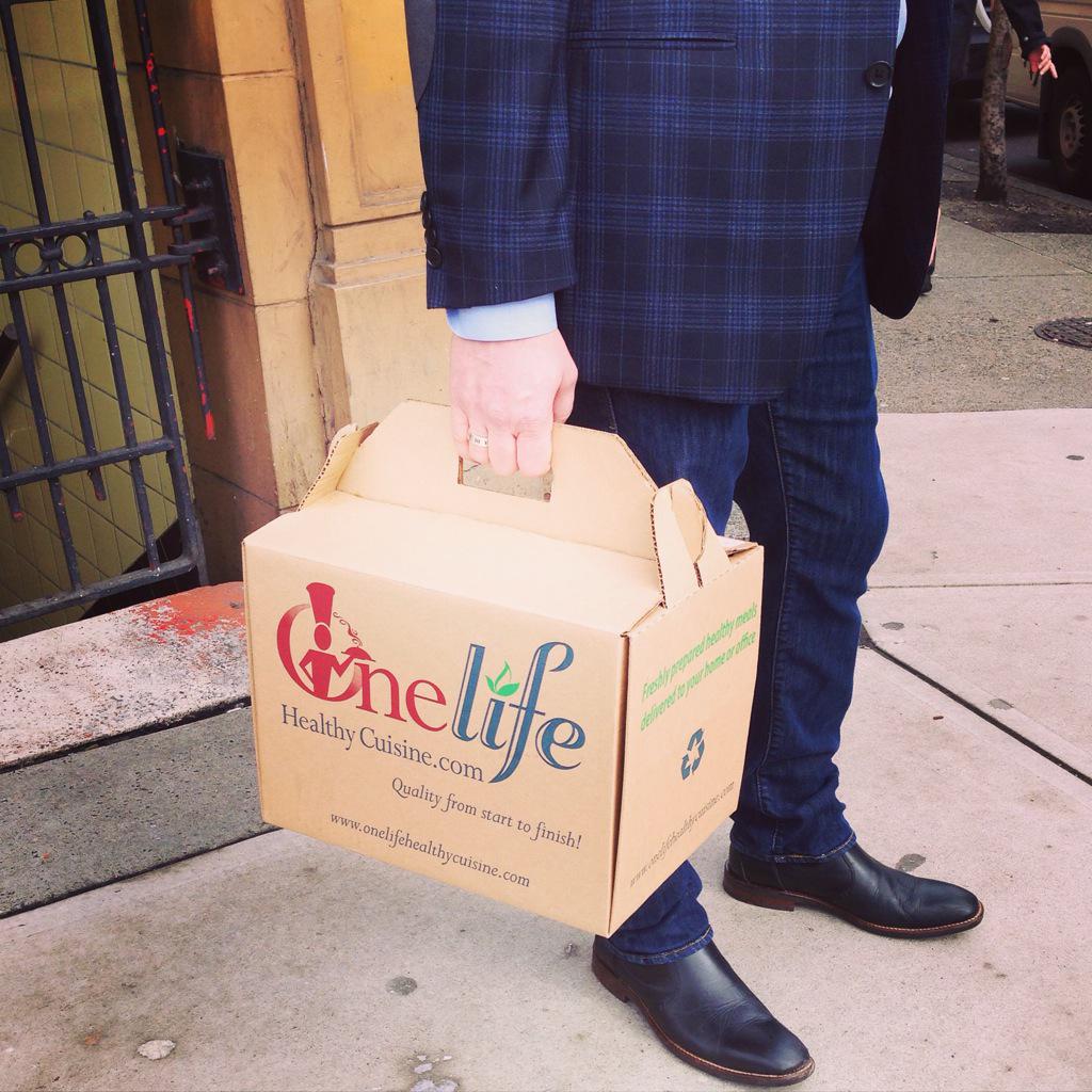 OneLifeCuisine tweet media