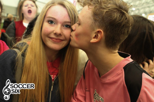 SoccerSix's tweet image. KISSES with BARS AND MELODY at #SoccerSix2015 LONDON &amp;amp; MARGATE? Tix: soccersixofficial.eventbrite.com RT!